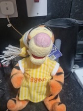 DISNEY TIGGER IN NIGHTIE 10" PLUSH SOFT TOY TEDDY WINNIE THE POOH RARE RETIRED