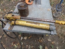 ENERPAC  Hydraulic Pump WITH HOSE AND JACK HEAVY DUTY