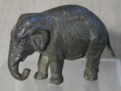 Vintage metal elephant - vintage,
