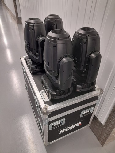 Robe cuete moving heads - 4, in
