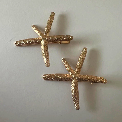 Gold starfish stud - starfish, earrings
