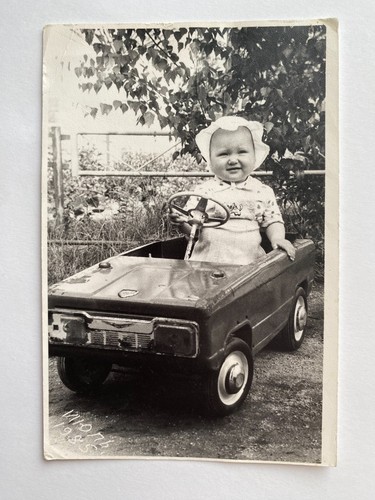 Beautiful girl pedal car - pedal,