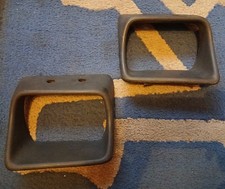 Renault Super 5 Front Bumper Fog Spot Driving Auxiliary Lamp Light Surrounds