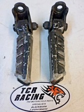 493 PEUGEOT LUDIX BLASTER 2006 06 PAIR FOOT PILLION PEG RESTS USED