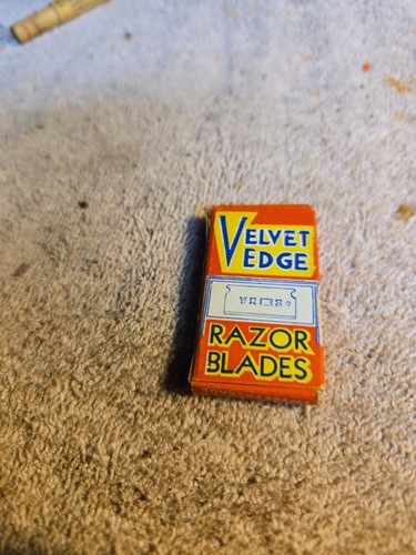 Velvet edge razor blades - velvet,