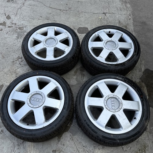 Audi genuine alloy - 17”,
