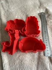4 X  Jungle Animal Moulds