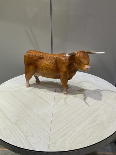 Beswick highland cow figurine - cow,
