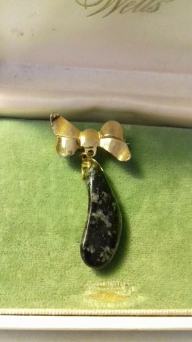 Vintage jewllery brooch - vintage, gold