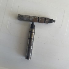 VELOCETTE MOV MAC MSS VIPER VENOM KTT ETC ???? CAM SPINDLE X2.        A