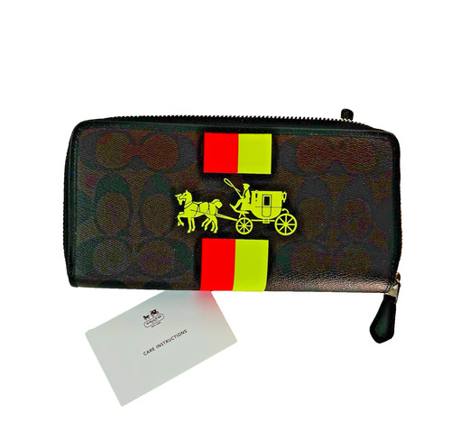 Rare coach signature horse - coach,