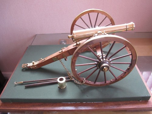 Napoleonic field gun wood - in,