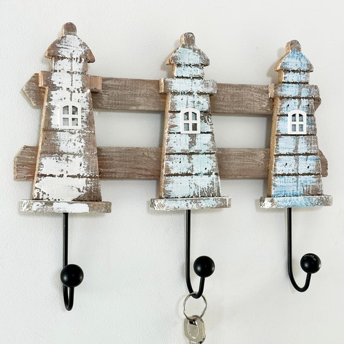 Rustic lighthouse wall - hooks, 3