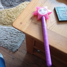  BEN AND HOLLY TALKING LIGHT UP WAND 12" LONG
