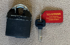 **POSSIBLE COPY** Abus Granit style High Security Padlock Short Shackle