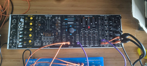 Alm busy circuits - circuits, 3u