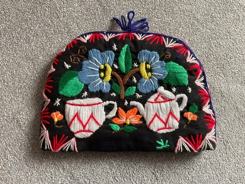 Vintage hand embroidered tea - hand,