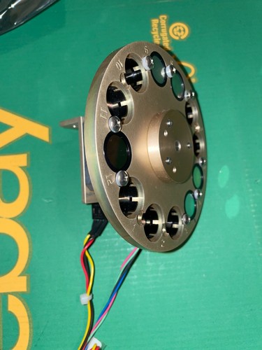Optical filter wheel with