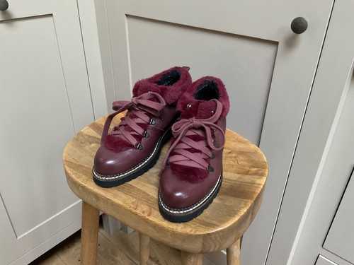 Russell bromley icelander - &,