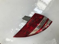 Toyota Estima 2010 - NSR passenger rear light Aeras