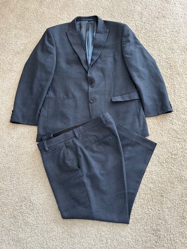 Men next blue piece - blue,