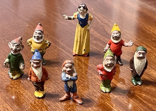 Vintage britains hollow - vintage,