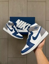 NIKE AIR JORDAN 1 RETRO HIGH