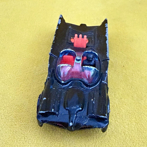 Corgi batman batmobile 1976 - batman,