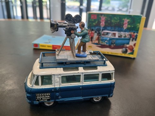 Corgi toys 479 commer mobile - 479,