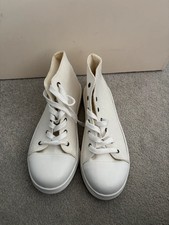 White lace up shoes Primark