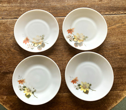 Vintage pyrex small - pyrex,