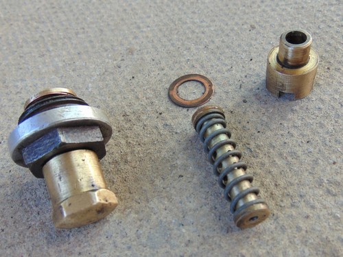 Carburettor jet bearing - su,