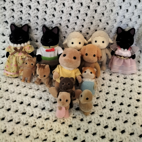 Sylvanian families mixed - families,