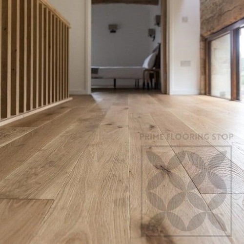 Sample engineered oak wood - sample:,