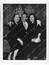 o39787 1970's copy photo