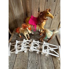 Lot of 3 Barbie horses with 5 interlocking stable fences