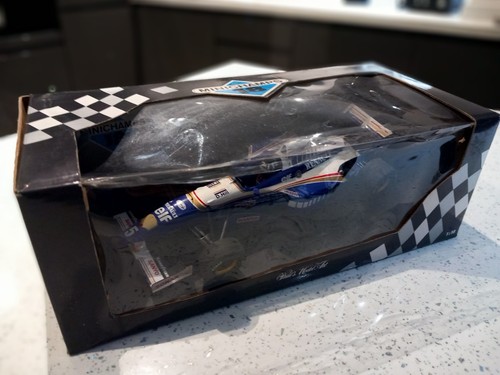 Minichamps 18 scale - 18, 1:18