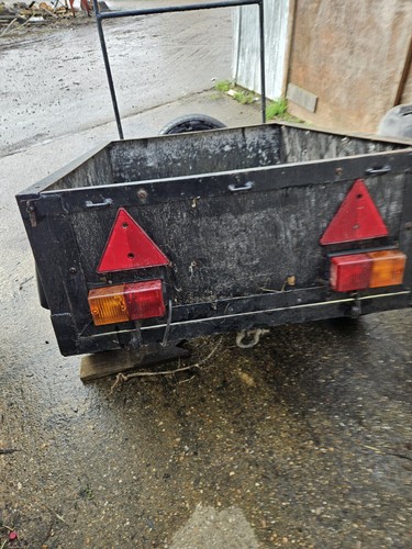 Small trailer camping - camping, dump