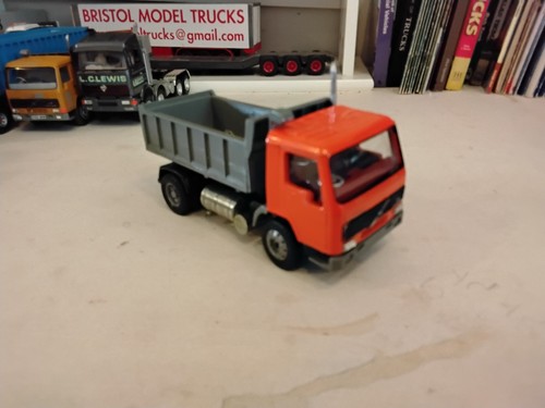 Trucks code volvo white - 1/50, 3