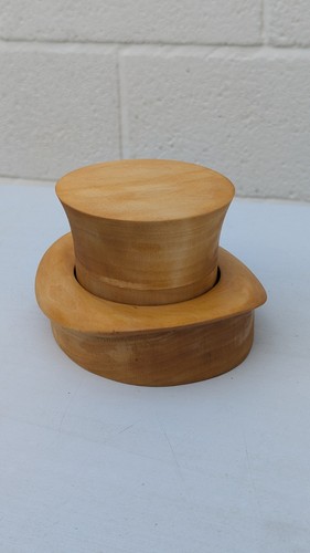 Miniature top hat block - top,