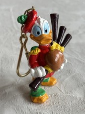 Donald Duck Keyring - bagpipes