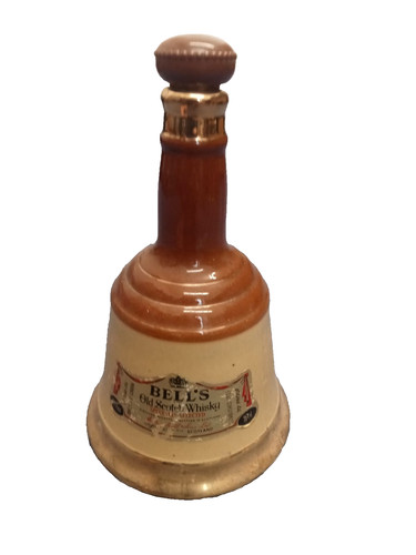 Vintage wade bells - ,