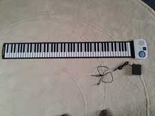 Portable Roll-Up piano 88-Keys Lightly Used VG Condition  Full working order