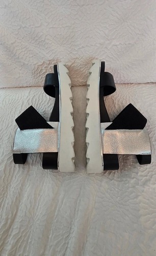 United nude rico sandal bnwot - nude,