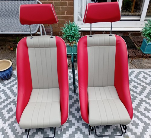 Two cobra classic - two, bucket