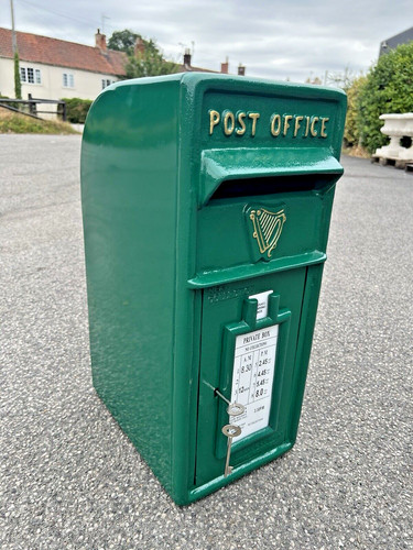 Irish post box t - post,