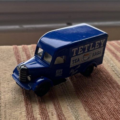 Tetley tea bags advertising - tetley,