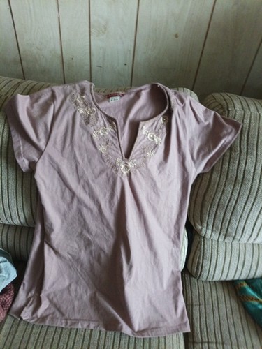 Lavender neck top features - lavender,