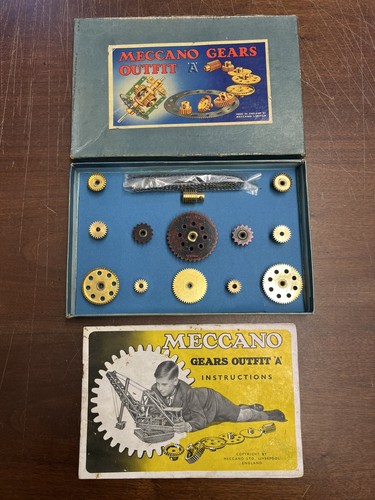 Vintage meccano gears outfit - vintage,