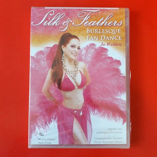 Silk feathers burlesque - &,